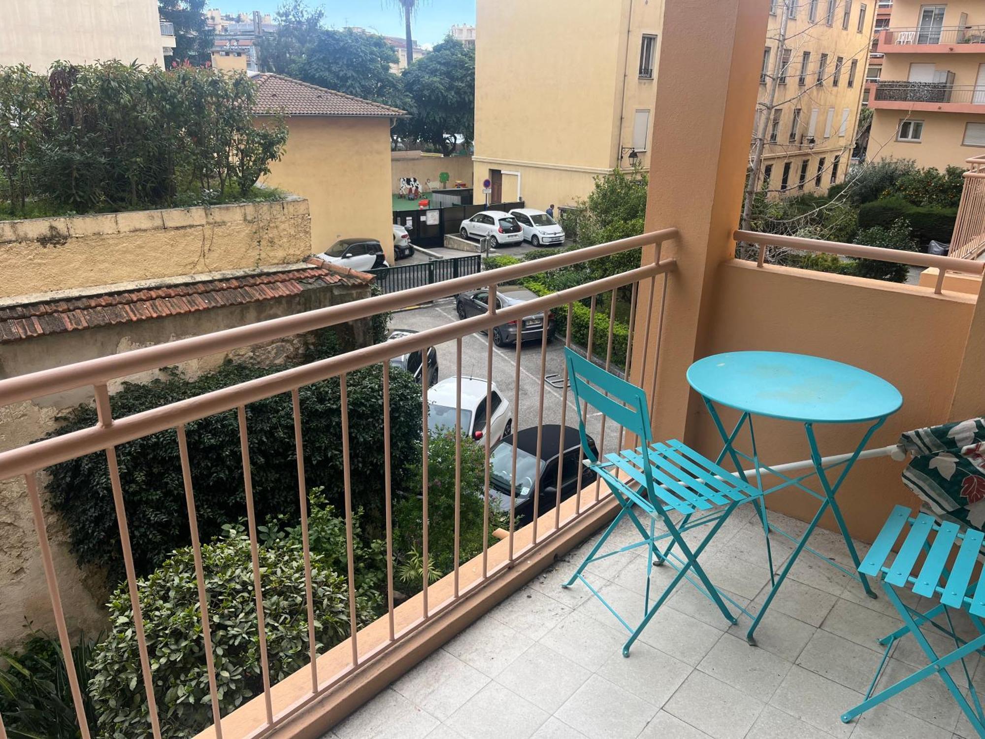 Appartement Proche Gare Routiere Menton Luaran gambar